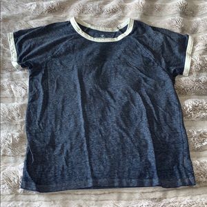 navy blue american eagle t shirt